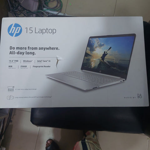 HP 15-DY5131wm COREi3.8GB RAM 256 SSD