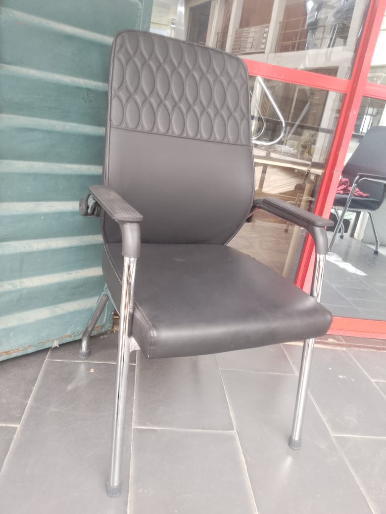 Four Leg Visitor chair With Leather - Joche