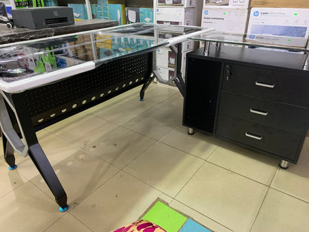 L - Shaped 1.6m White or Black Glass Table - Joche