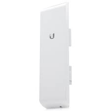 UBIQUITI NETWORKS  NANOSTATION M5   IN/OUTDOOR  2.4GHZ 150+Mbps